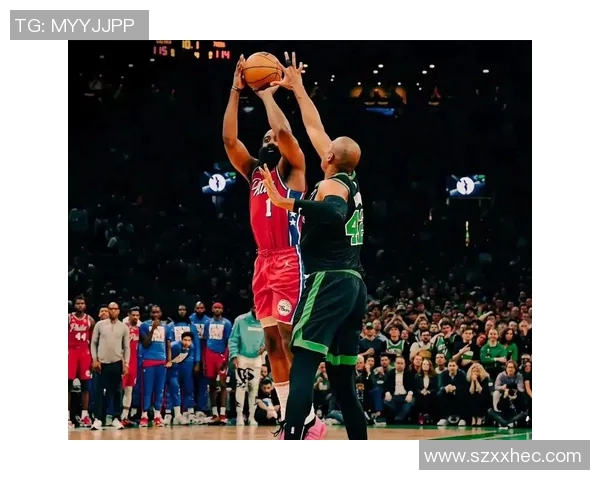 凯尔特人对决蓝网精彩对抗赛全场回顾与精彩瞬间分析