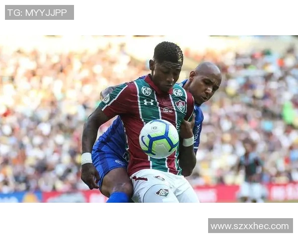 戈亚斯与沙佩科激战正酣谁能在这场较量中笑到最后