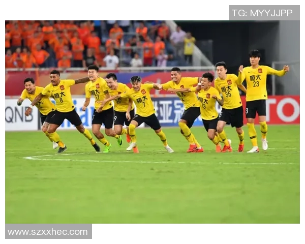 深圳与广州恒大足球对决直播全程回顾及精彩瞬间分析