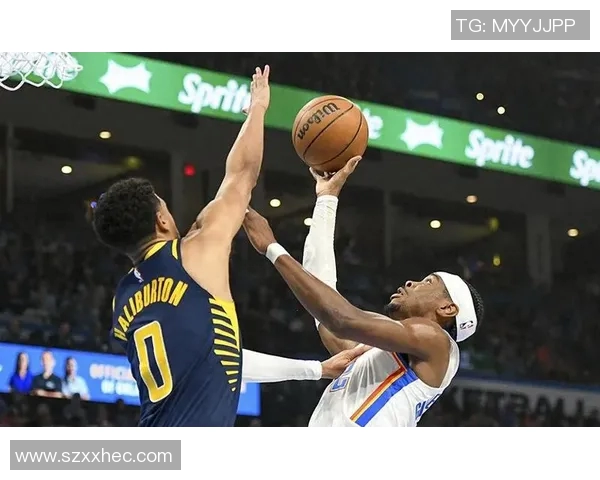 雷霆与爵士激战三场精彩回顾12分差距引发的战术较量与球员表现分析