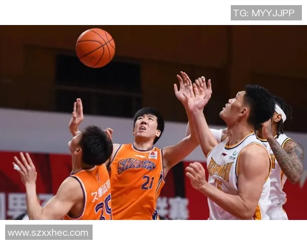 中国男篮在昆山迎战立陶宛全力以赴争取胜利的精彩对决